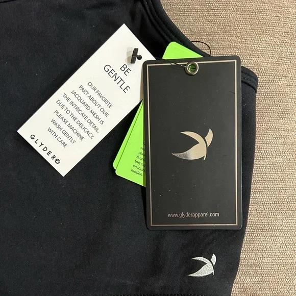 🆕 Glyder Crop Top / Sports Bra with Lace Back - Picture 3 of 6